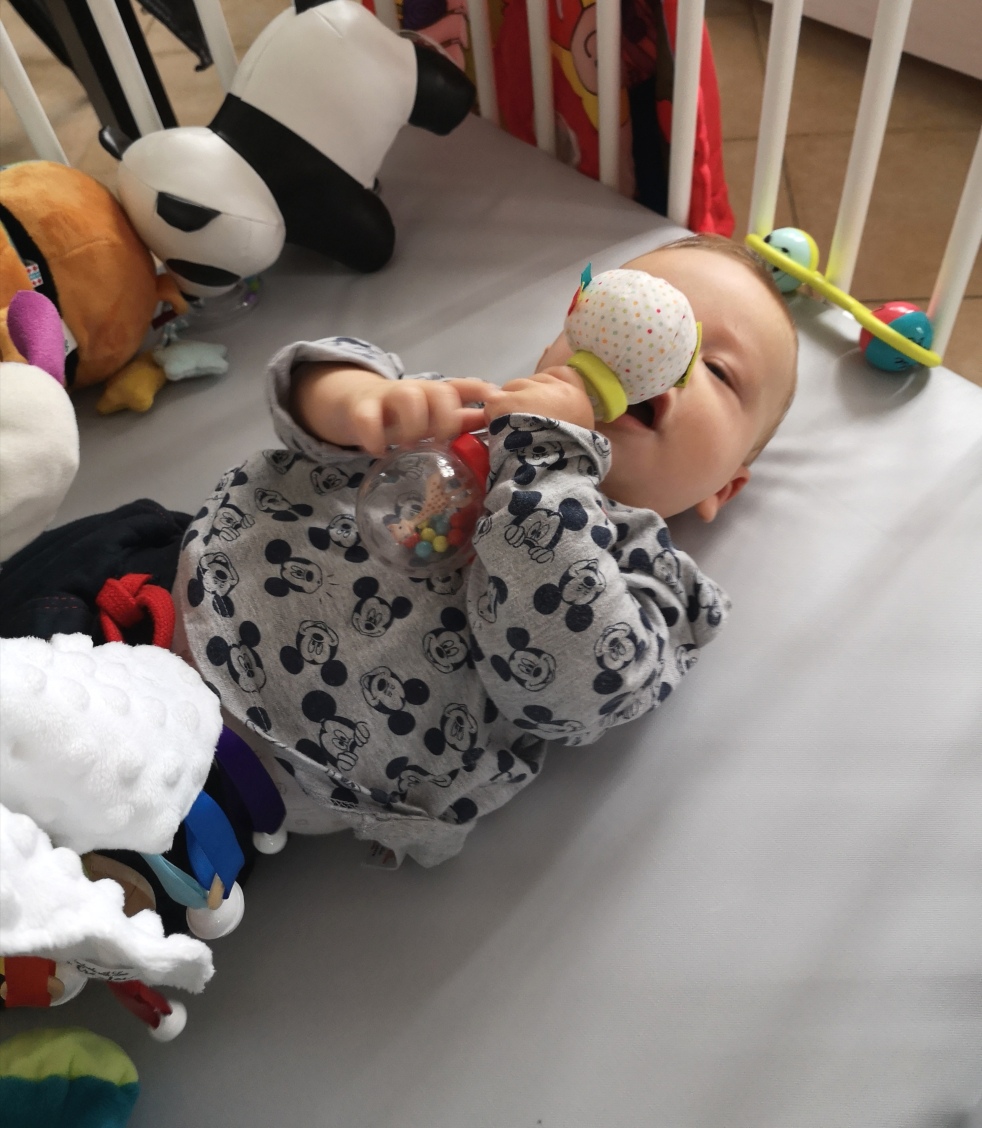 L'éveil de bébé à 3 mois – Les Tests de Sévy